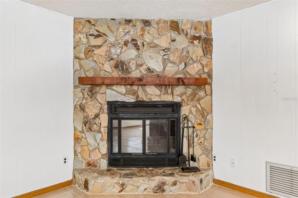 515 Sandy Hook Road Palm Harbor, FL 34683 - Photo 36 of 83 Gallery Image 36