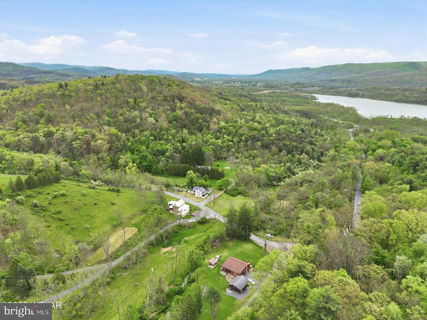 848 Hunter Run Road Howard, PA 16841 - Photo 11 of 38