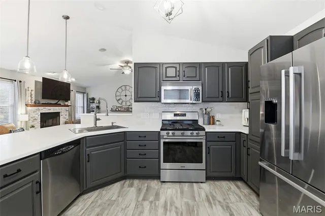 $368,999 | 1916 Providence Estate Drive, Wentzville, MO 63385