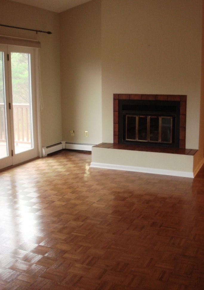 215 Stratton Road, Unit B Williamstown, MA 01267 - Photo 5 of 10 Living room