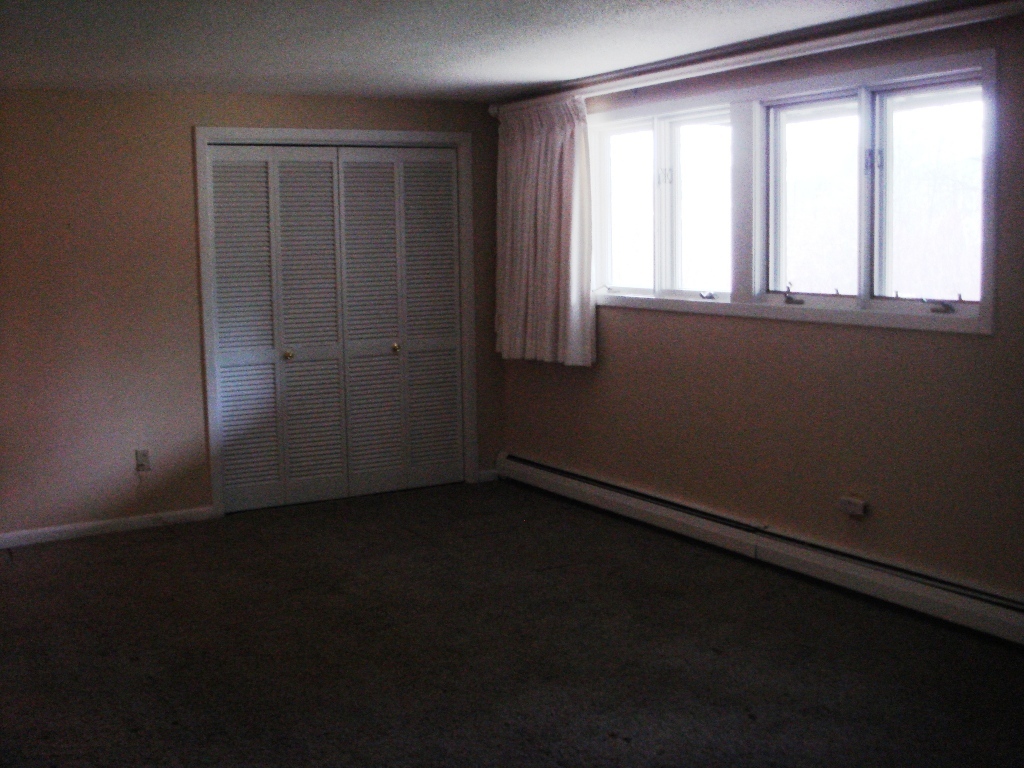 215 Stratton Road, Unit B Williamstown, MA 01267 - Photo 8 of 10 Downstairs bedroom or family room