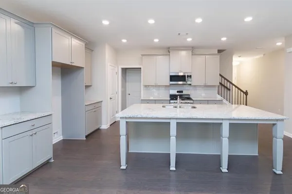 $2,400 | 1626 Lansing Bluff Walk, Unit 1626, Lawrenceville, GA 30043