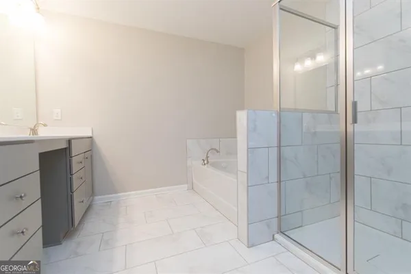 $2,400 | 1626 Lansing Bluff Walk, Unit 1626, Lawrenceville, GA 30043