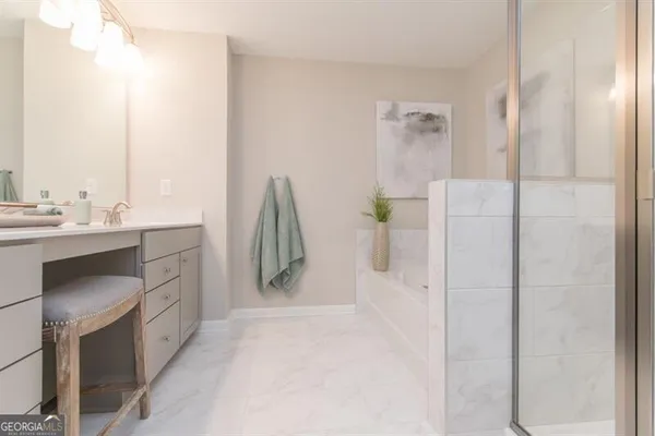 $2,400 | 1626 Lansing Bluff Walk, Unit 1626, Lawrenceville, GA 30043