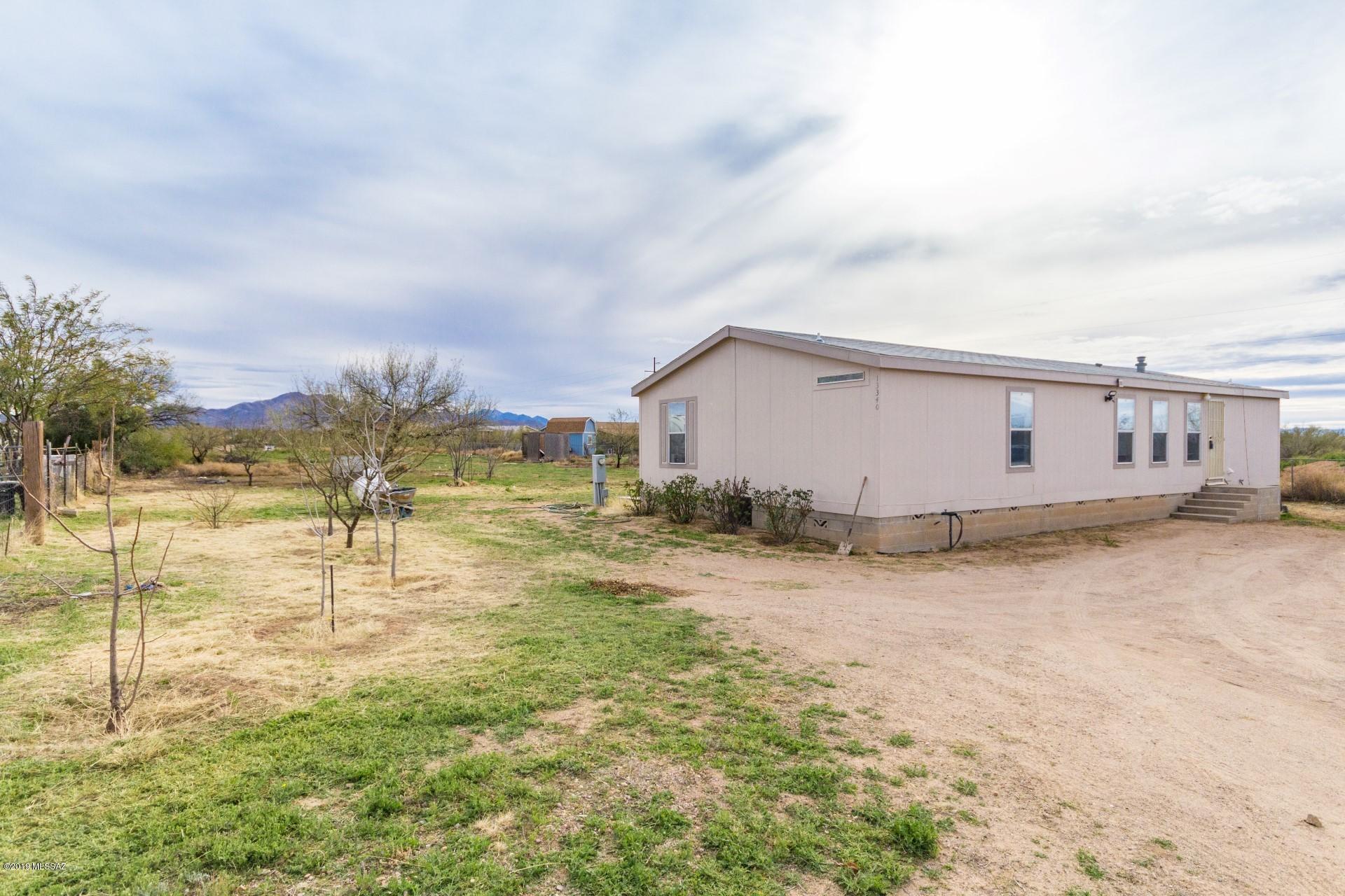 13340 South Hound Dog Road Vail, AZ 85641 - Photo 3 of 20 Gallery Image 3