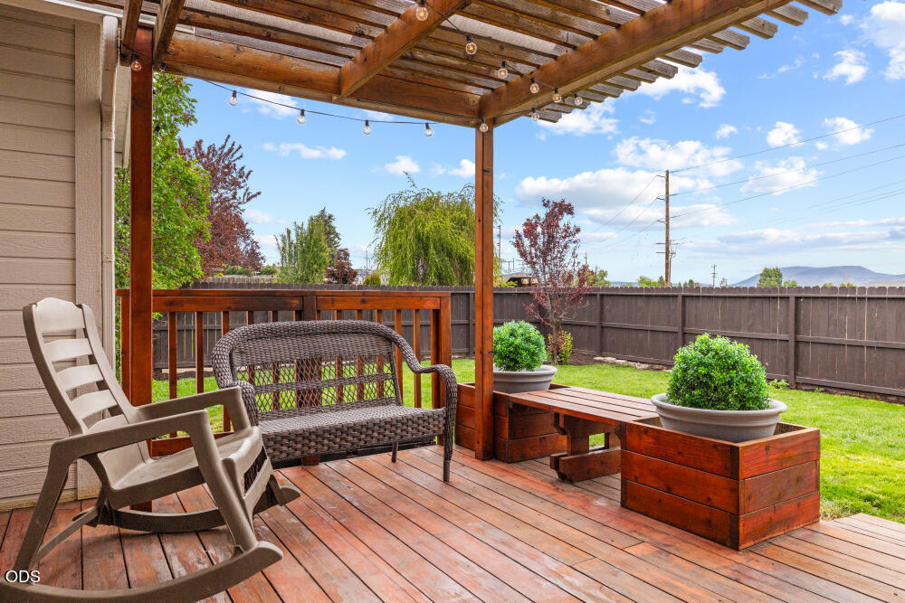 7464 Ruth Drive Klamath Falls, OR 97603 - Photo 43 of 47