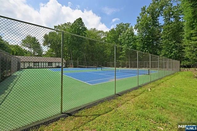 a view of a tennis court