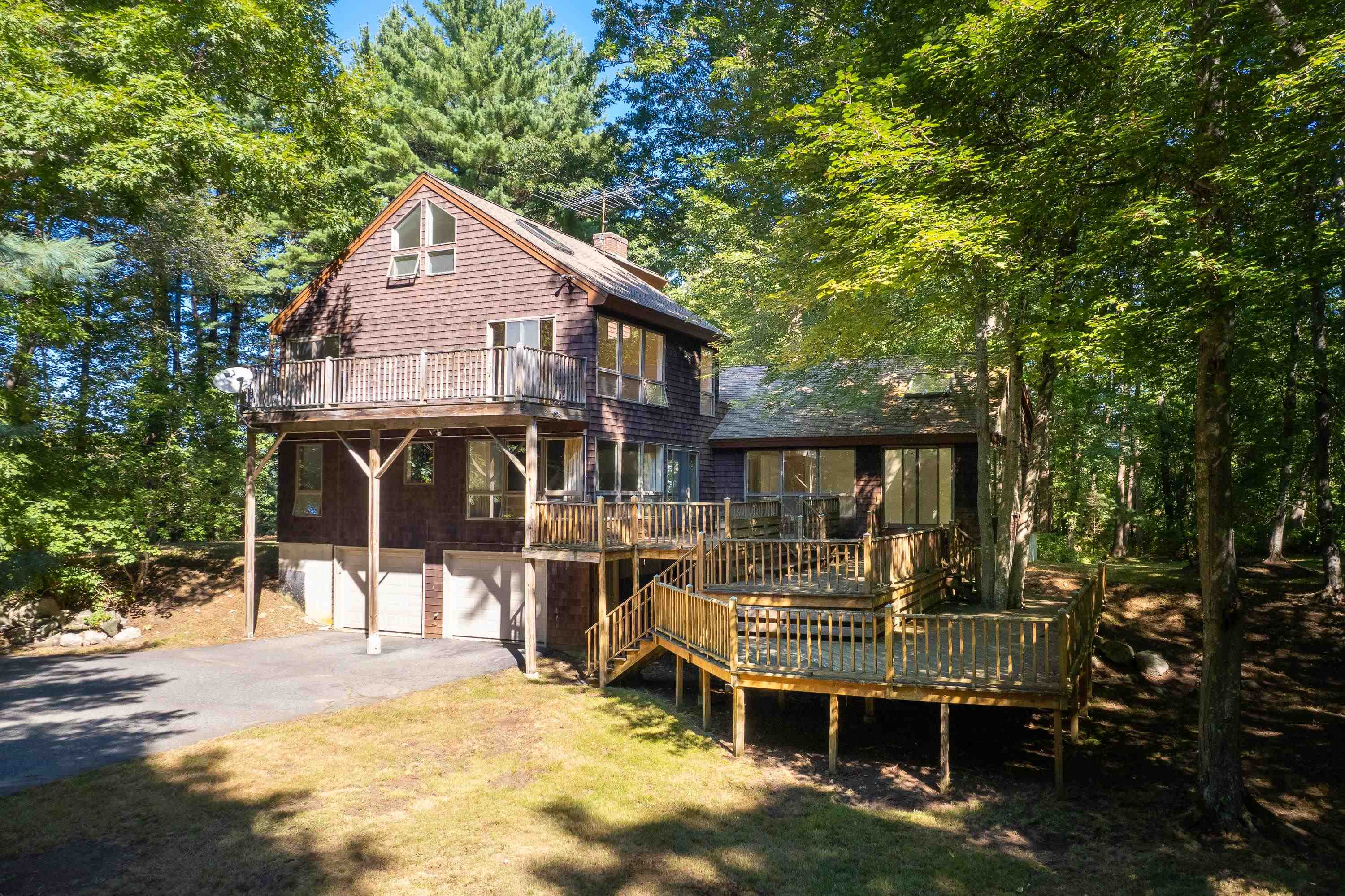 90 Locke Road Rye, NH 03870 - Photo 2 of 33