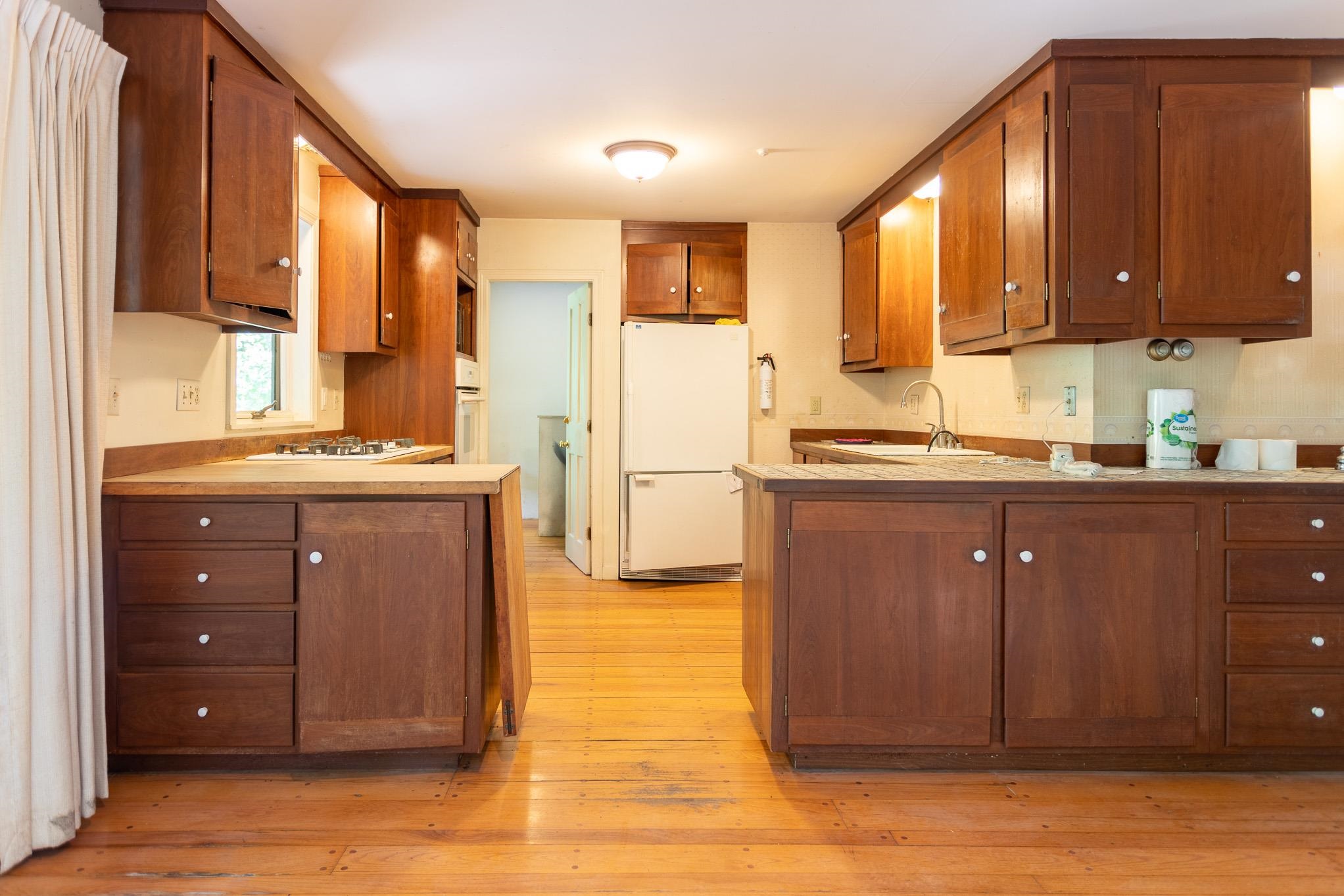 90 Locke Road Rye, NH 03870 - Photo 21 of 33