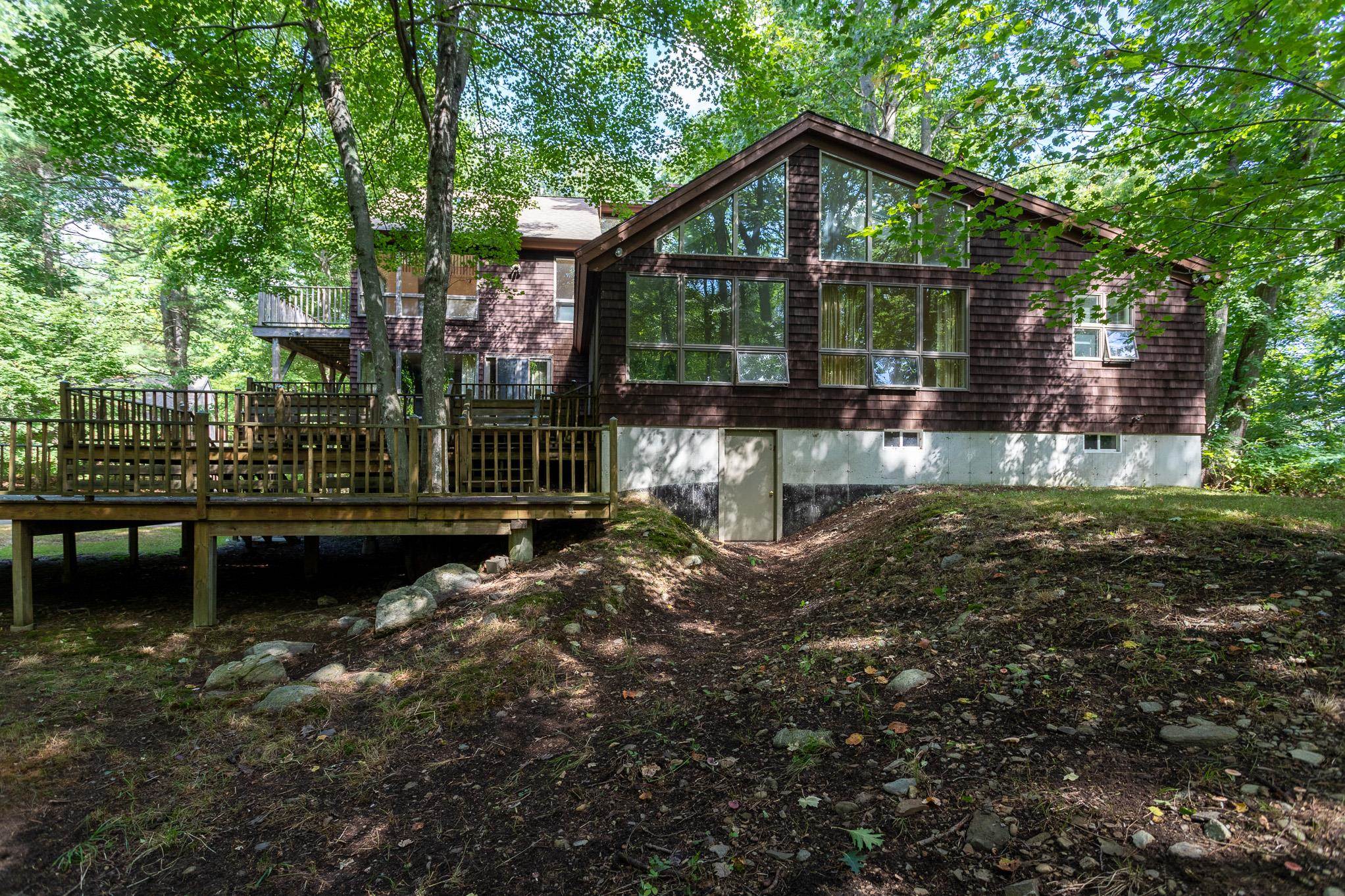 90 Locke Road Rye, NH 03870 - Photo 3 of 33