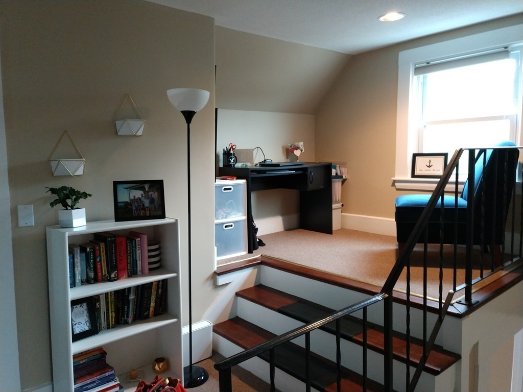 5 Seaward Road, Unit 3 Wellesley, MA 02481 - Photo 3 of 10