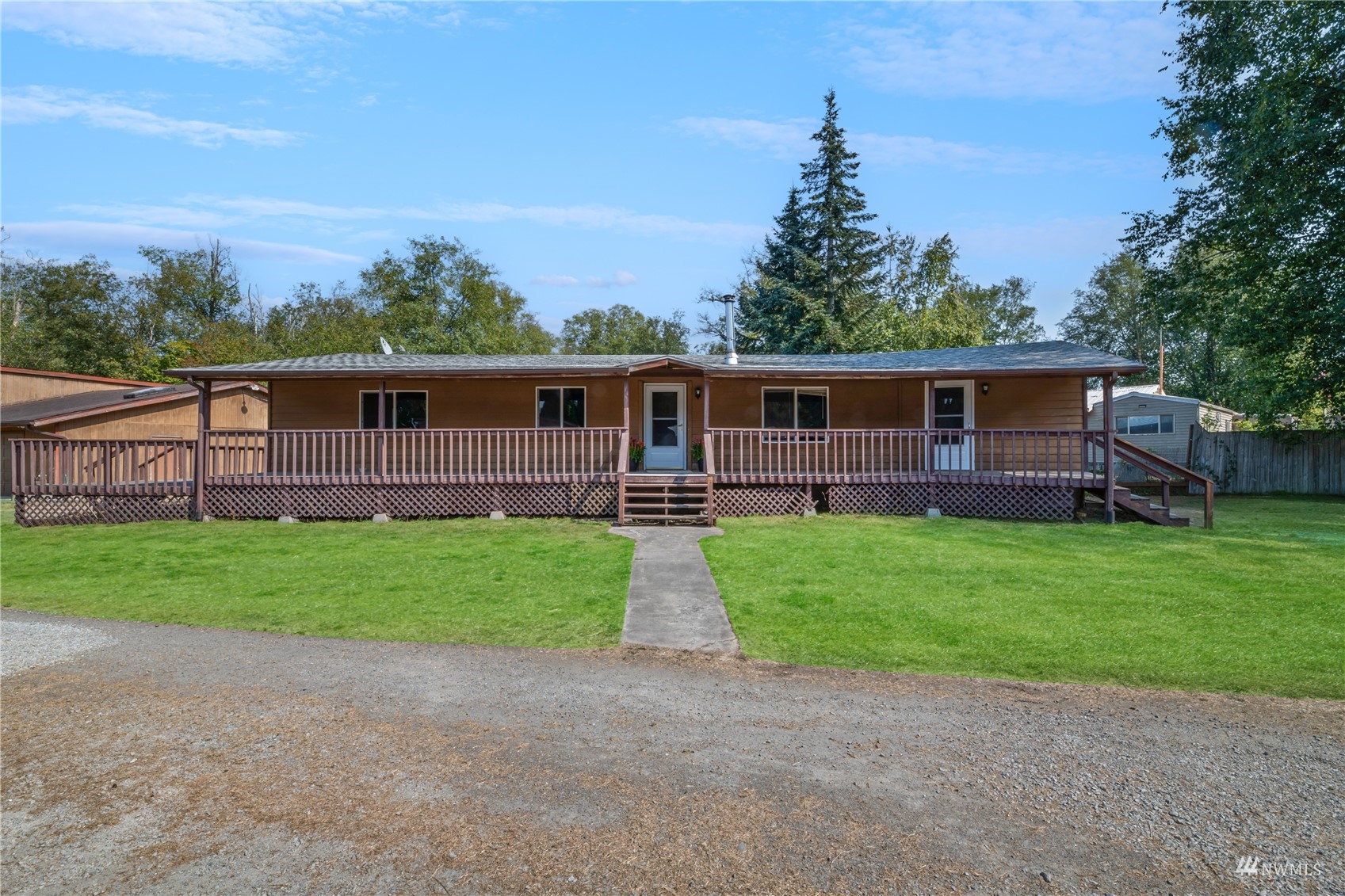 22865 Bridgewater Road Sedro-Woolley, WA 98284 - Photo 2 of 26 Gallery Image 2