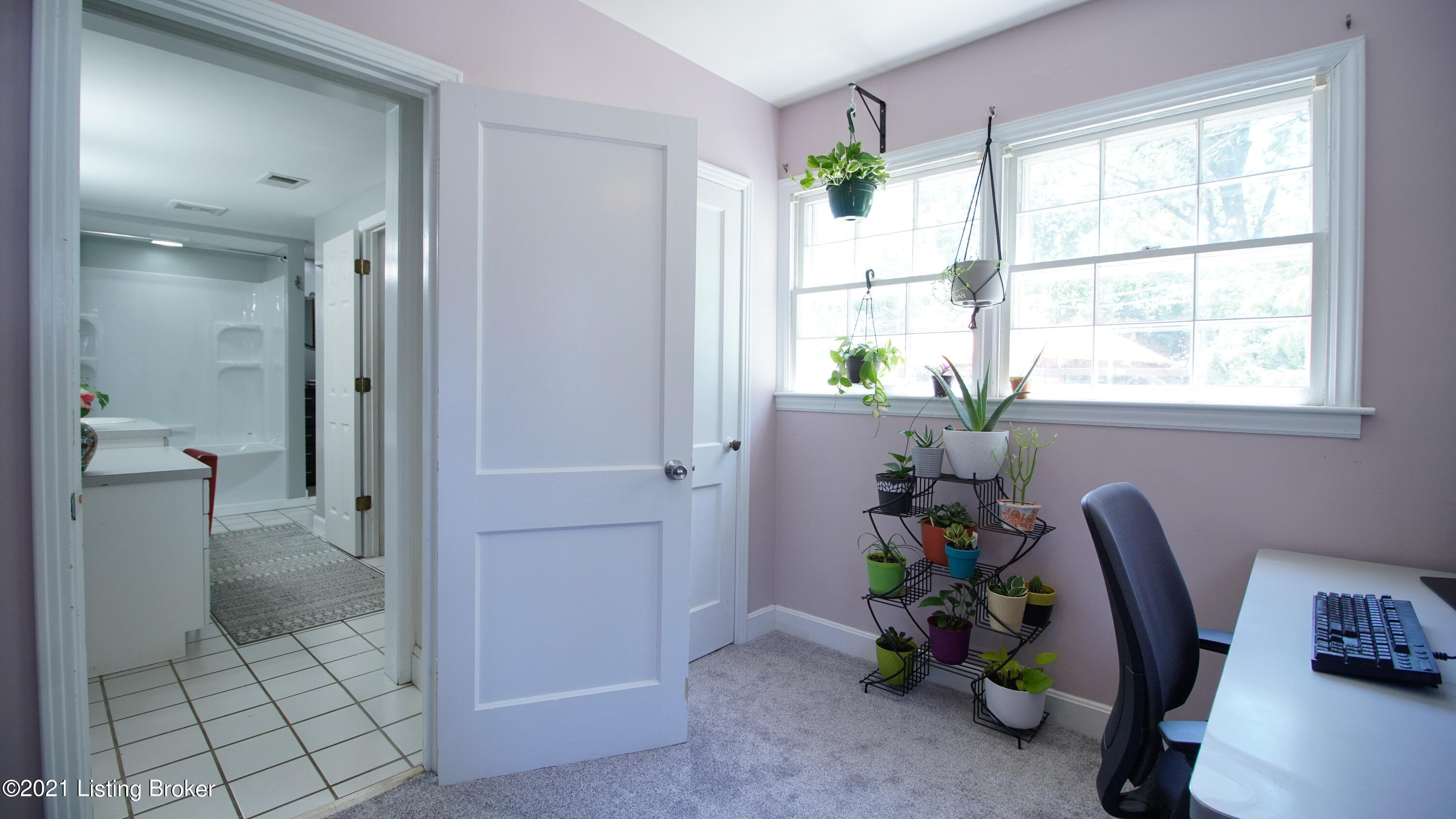 2718 Alanmede Road Louisville, KY 40205 - Photo 11 of 20 alanmede (8 of 36)