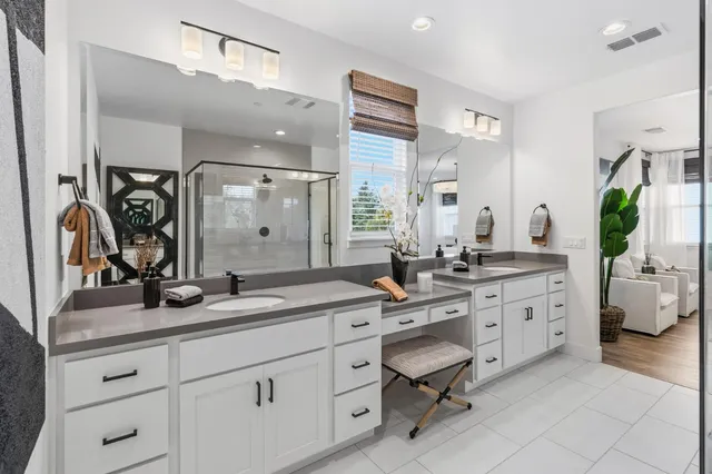 $950,000 | 3018 Huntington Way, Sacramento, CA 95818