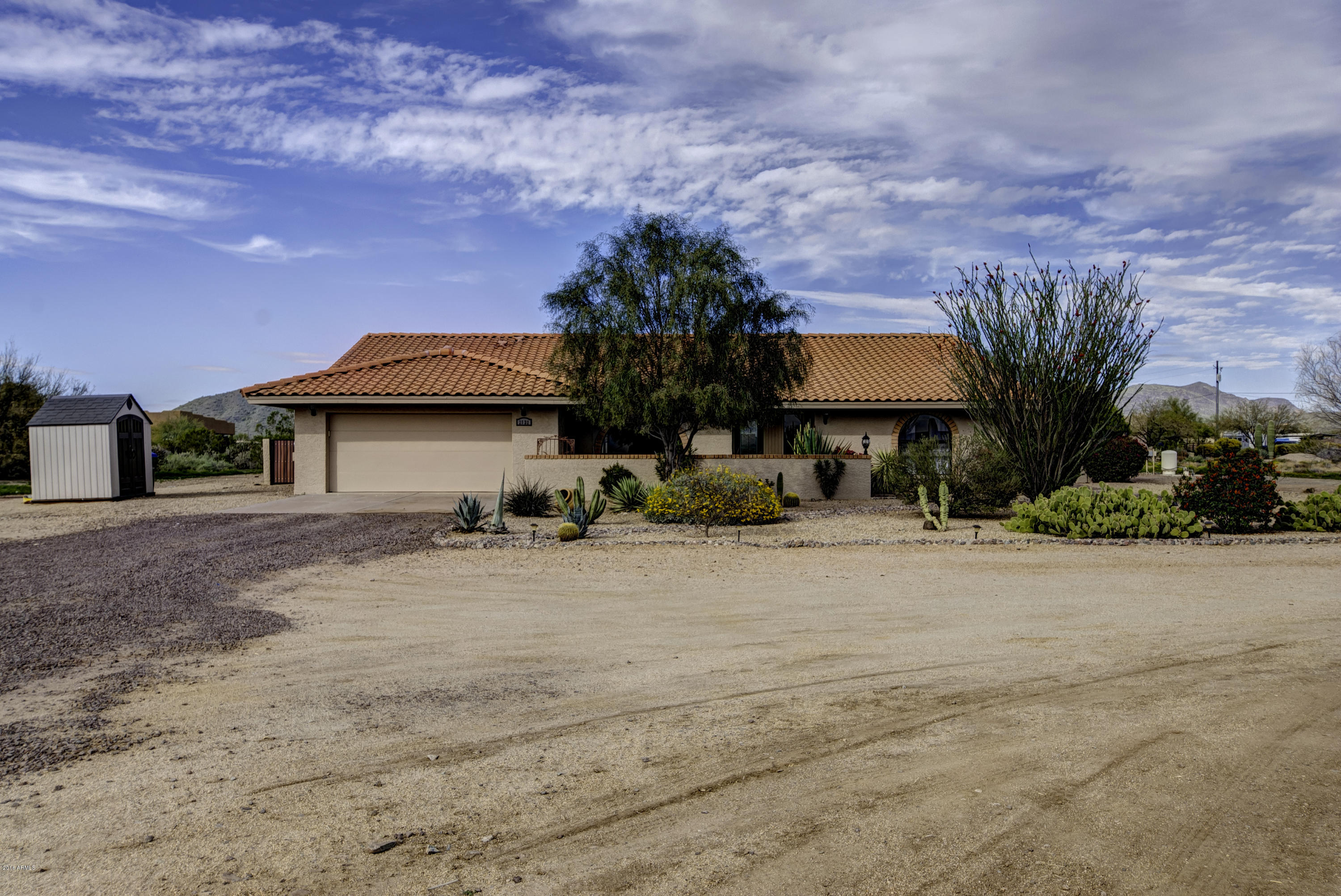 2132 East Maddock Road Phoenix, AZ 85086 - Photo 1 of 30 ForagentMaddock00006