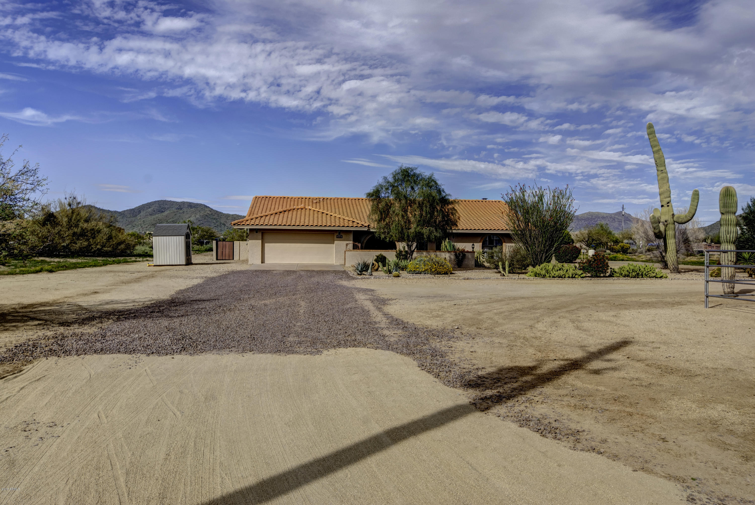 2132 East Maddock Road Phoenix, AZ 85086 - Photo 3 of 30 ForagentMaddock00004