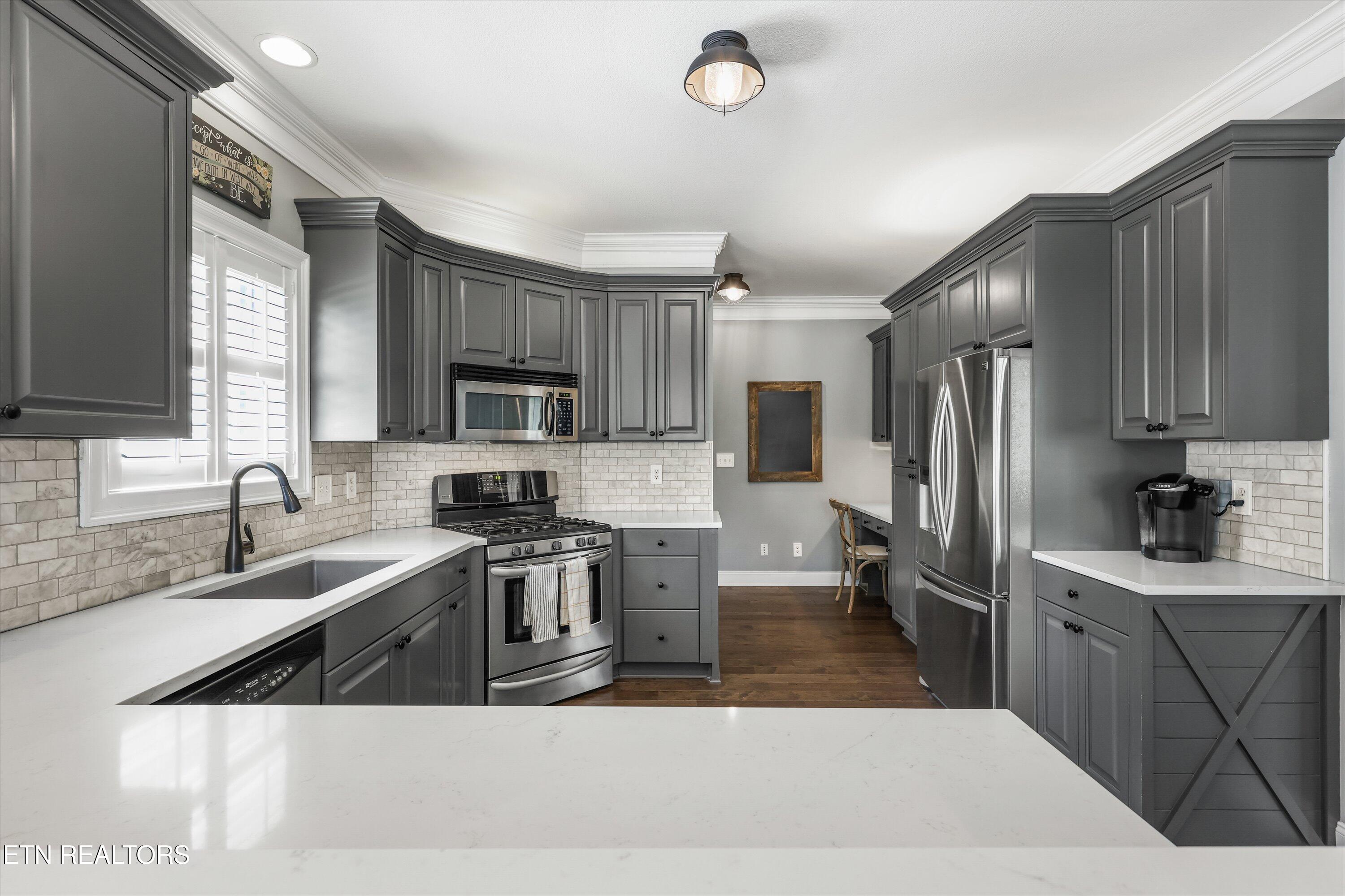 64 Rolling Links Boulevard Oak Ridge, TN 37830 - Photo 14 of 54 Kitchen