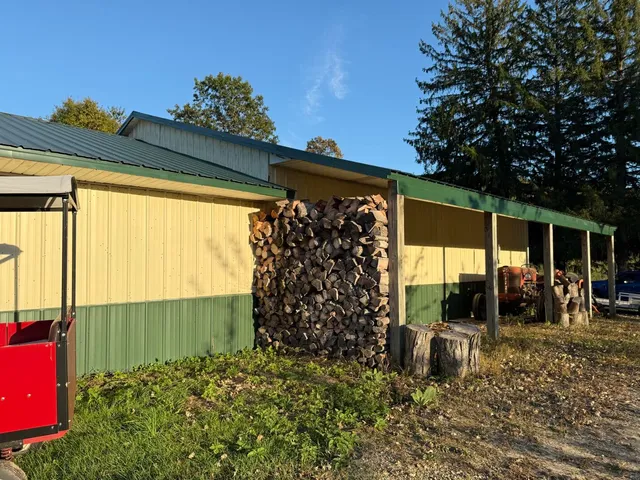 $350,000 | 54982 Smith Road, Utica, WI 54628