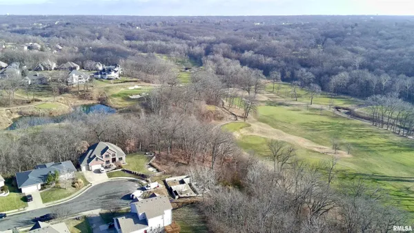 $865,000 | 4100 Vistaridge Court, Peoria, IL 61615