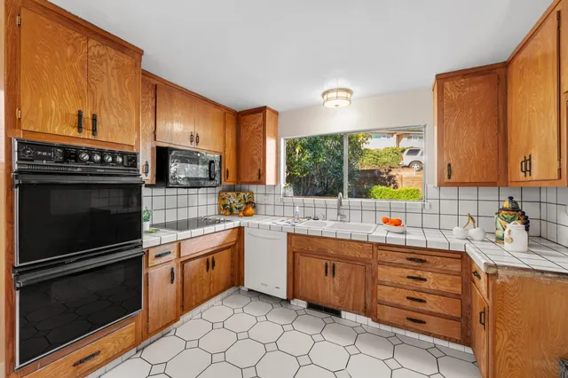 $2,199,950 | 3208 Upper Lock Avenue, Belmont, CA 94002