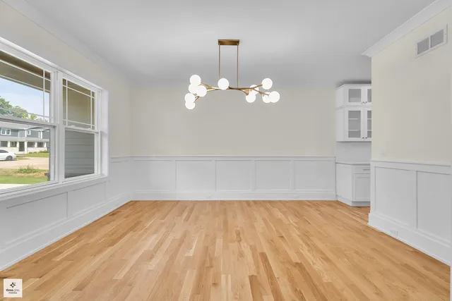 $1,679,000 | 705 Glendale Road, Glenview, IL 60025