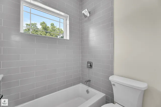 $1,679,000 | 705 Glendale Road, Glenview, IL 60025