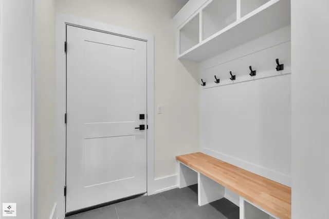 $1,679,000 | 705 Glendale Road, Glenview, IL 60025