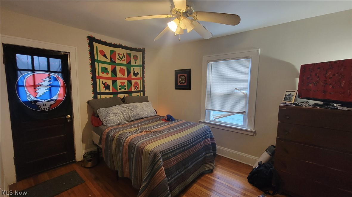 3562 Riedham Road Cleveland, OH 44120 - Photo 8 of 29