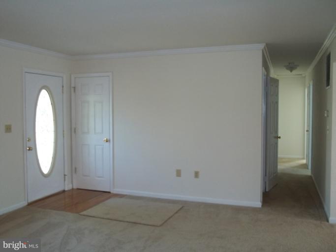 20719 Netz Road Boonsboro, MD 21713 - Photo 3 of 16 Living Room