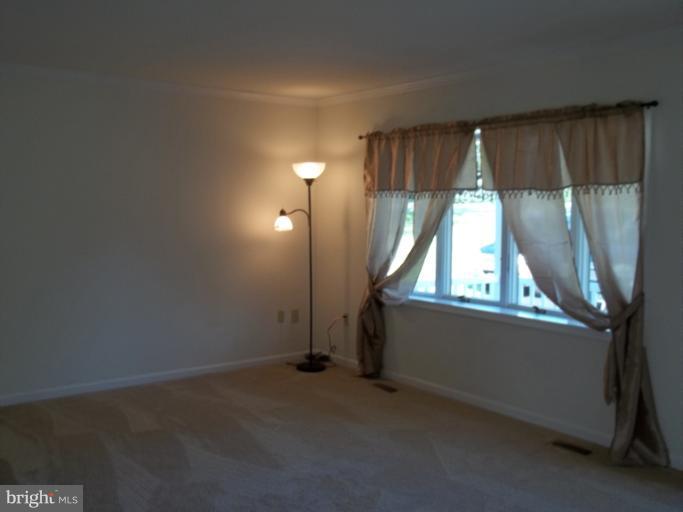 20719 Netz Road Boonsboro, MD 21713 - Photo 8 of 16 Living Room