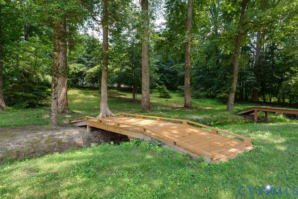 8510 Hunton Circle North Chesterfield, VA 23235 - Photo 28 of 32 a view of a park with large trees