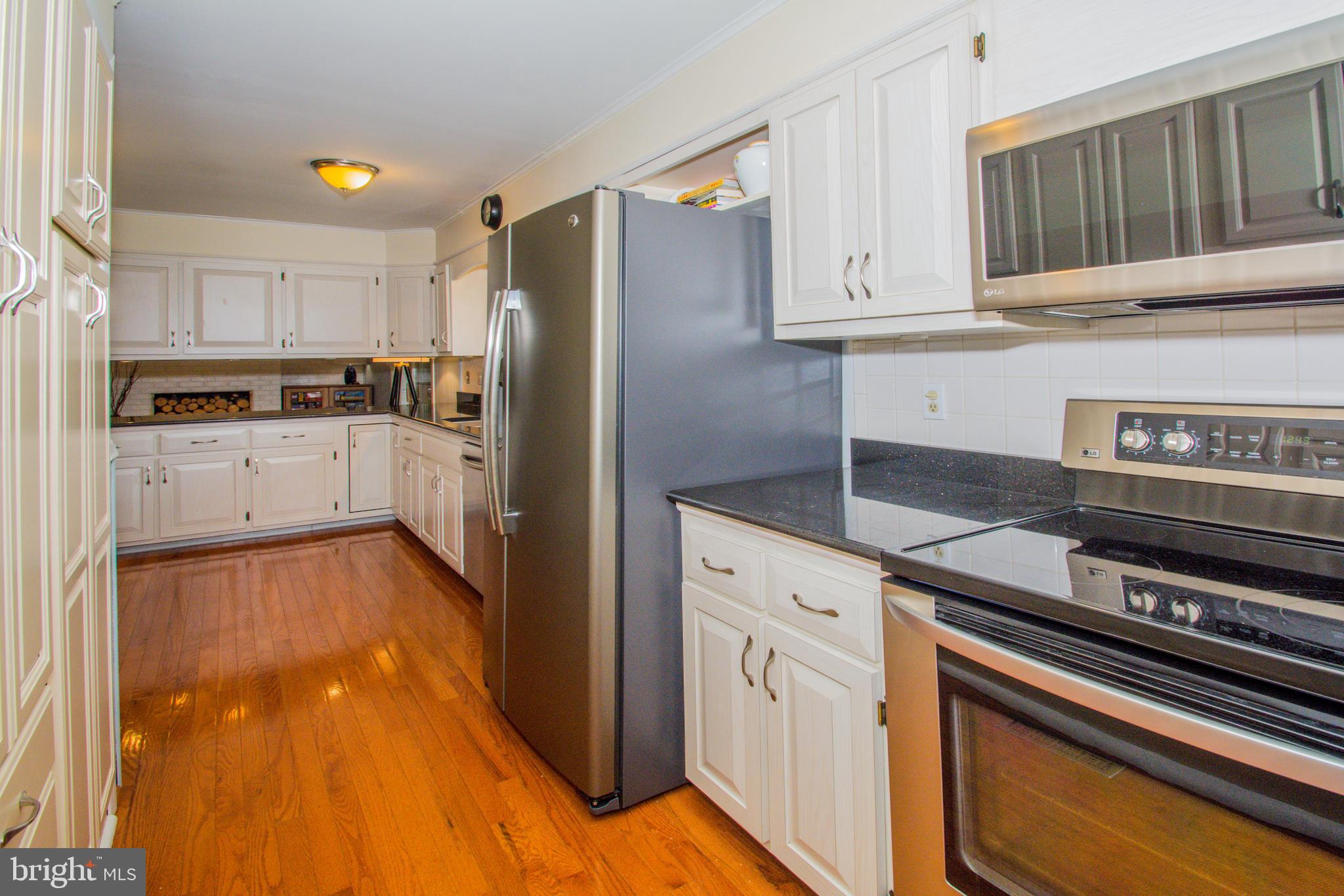 4018 Crescent Road Ellicott City, MD 21042 - Photo 19 of 64