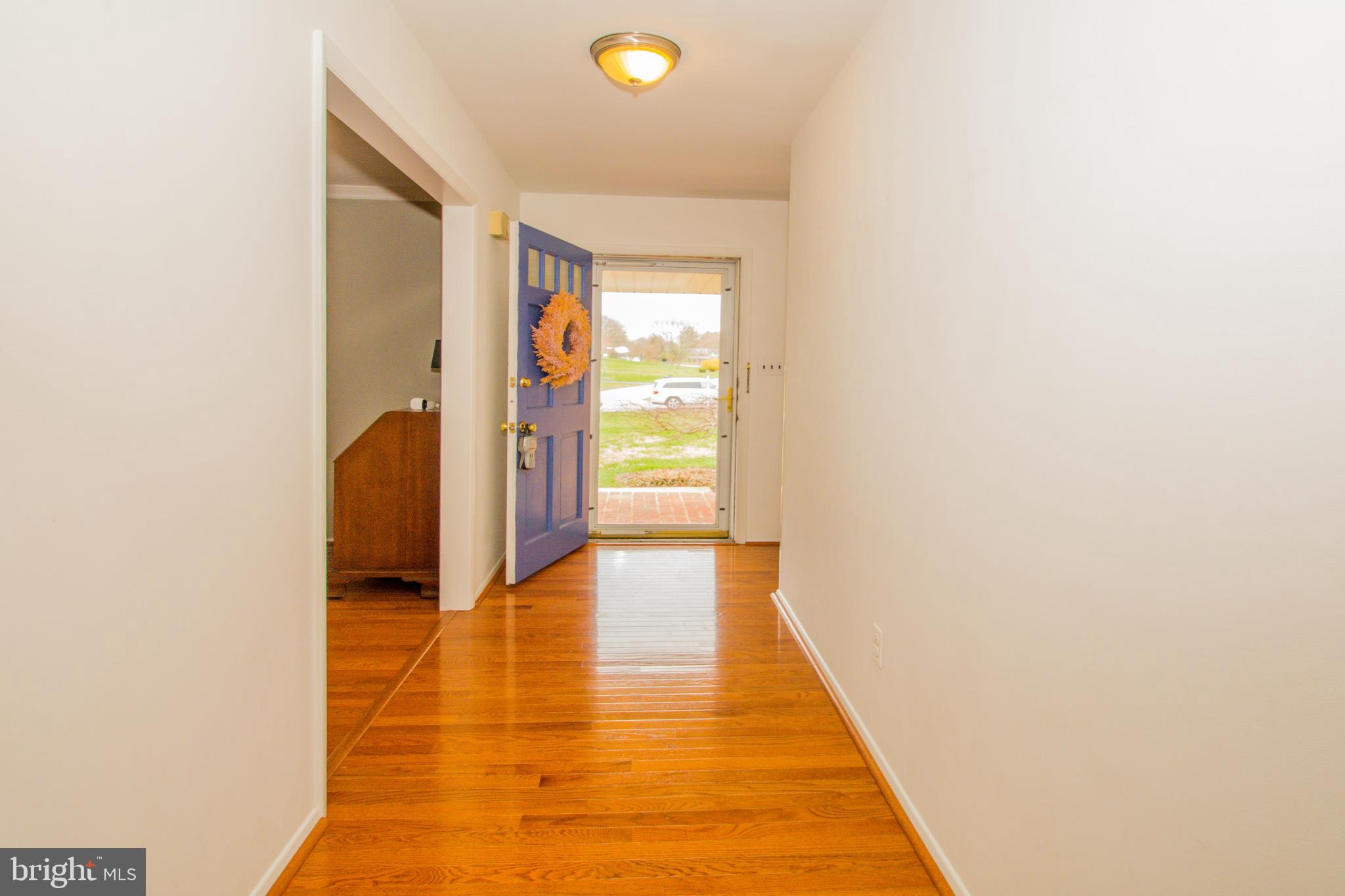 4018 Crescent Road Ellicott City, MD 21042 - Photo 3 of 64