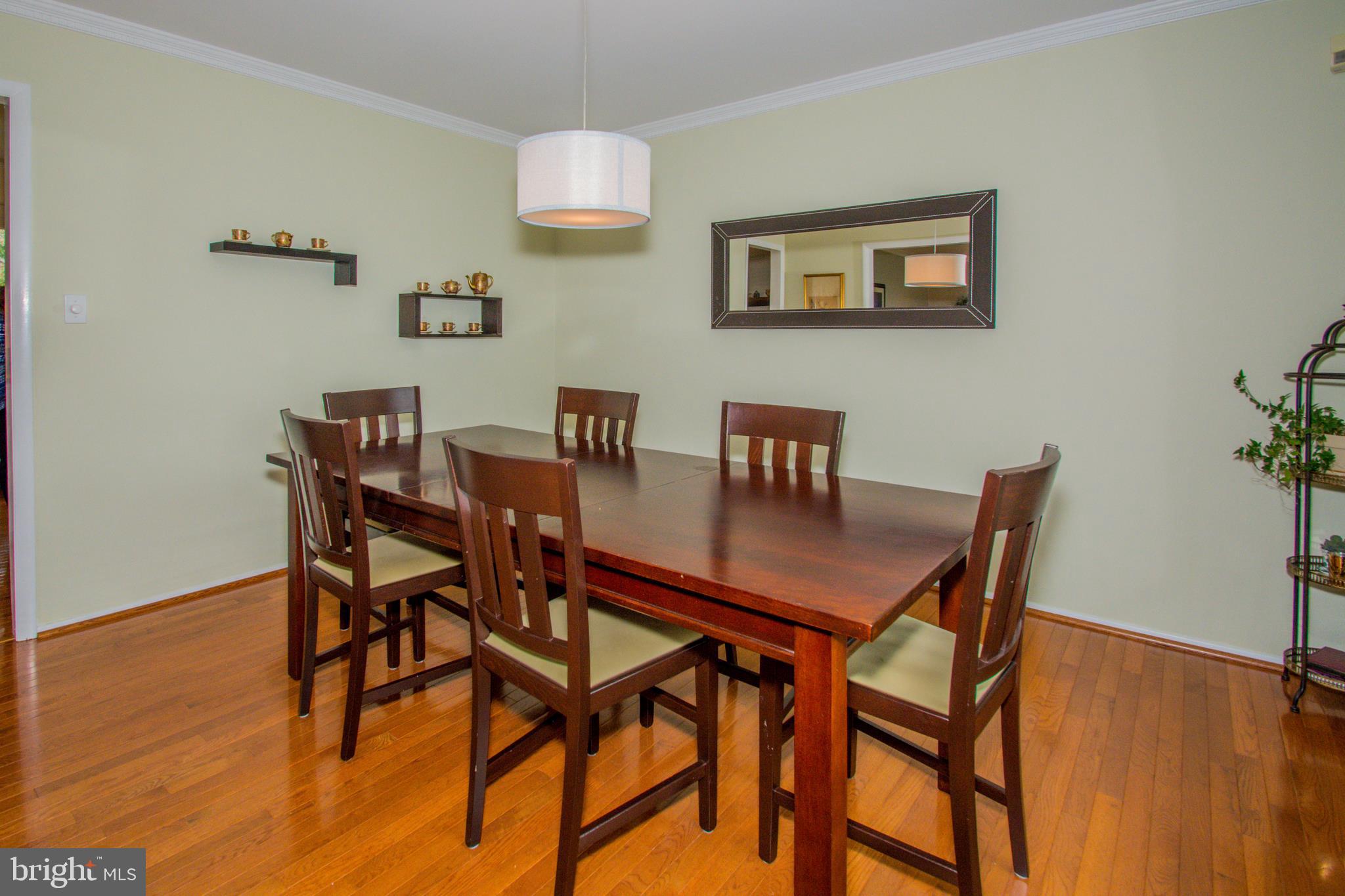 4018 Crescent Road Ellicott City, MD 21042 - Photo 9 of 64