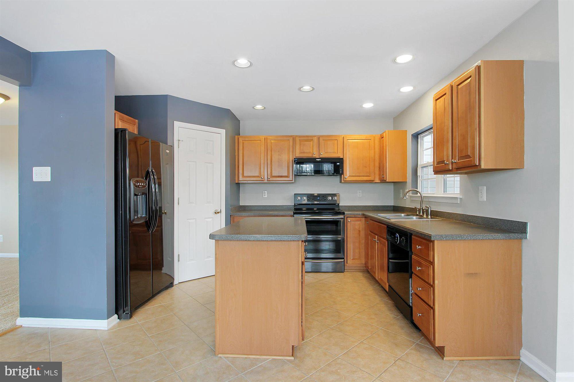 272 Country Ridge Drive Red Lion, PA 17356 - Photo 8 of 26 Gallery Image 8