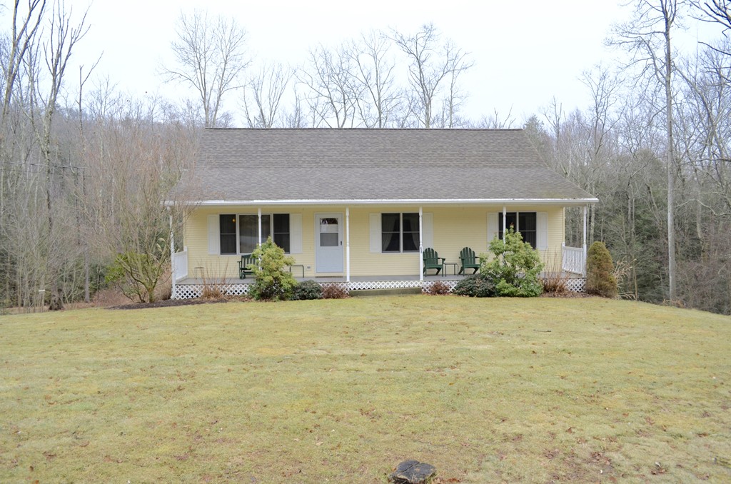 68 East Hill Road Brimfield, MA 01010 - Photo 2 of 23 Gallery Image 2