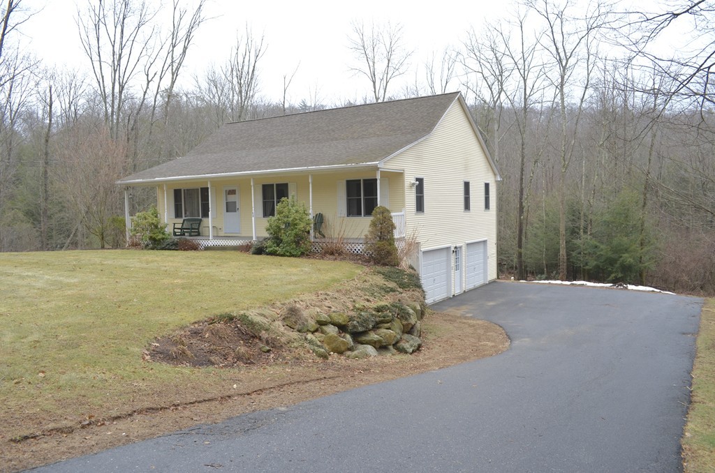 68 East Hill Road Brimfield, MA 01010 - Photo 3 of 23 Gallery Image 3
