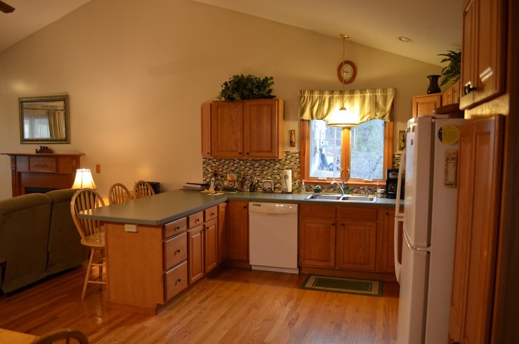68 East Hill Road Brimfield, MA 01010 - Photo 10 of 23 Gallery Image 10