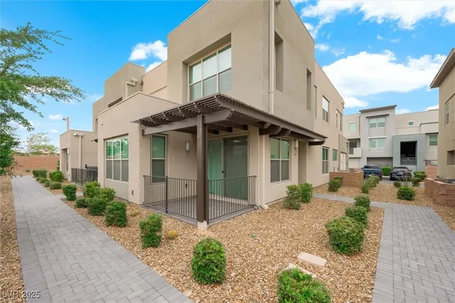 $560,000 | 1153 Notch Peak Street, Unit 101, Las Vegas, NV 89135