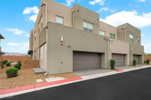 $560,000 | 1153 Notch Peak Street, Unit 101, Las Vegas, NV 89135