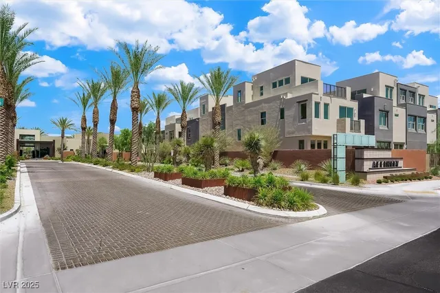 $560,000 | 1153 Notch Peak Street, Unit 101, Las Vegas, NV 89135