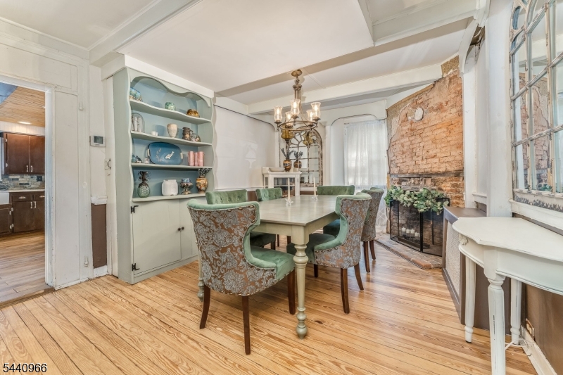 704 Greenbrook Road North Plainfield, NJ 07063 - Photo 6 of 27