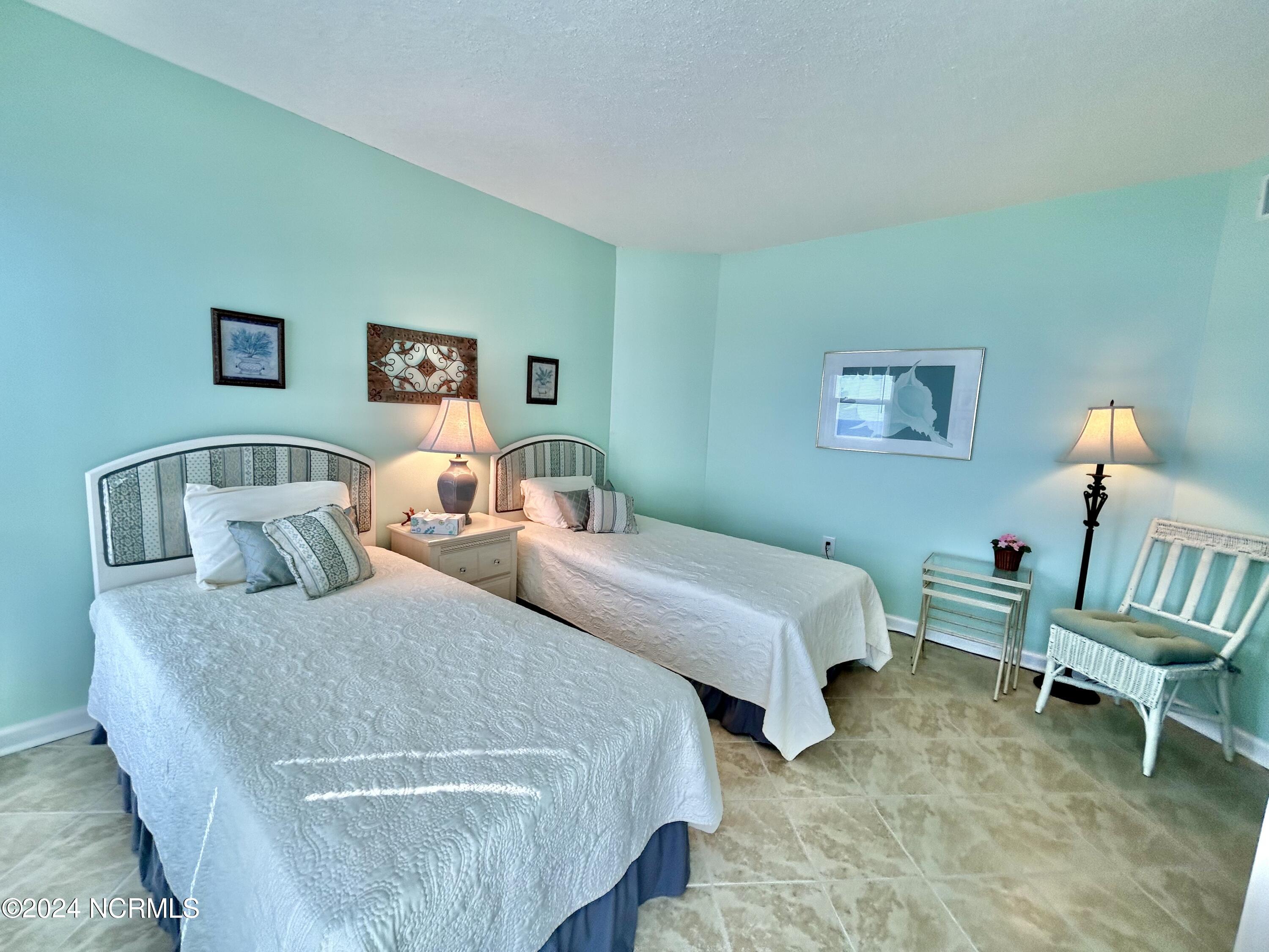 2000 New River Inlet Road, Unit 1403 North Topsail Beach, NC 28460 - Photo 18 of 22 IMG_1005
