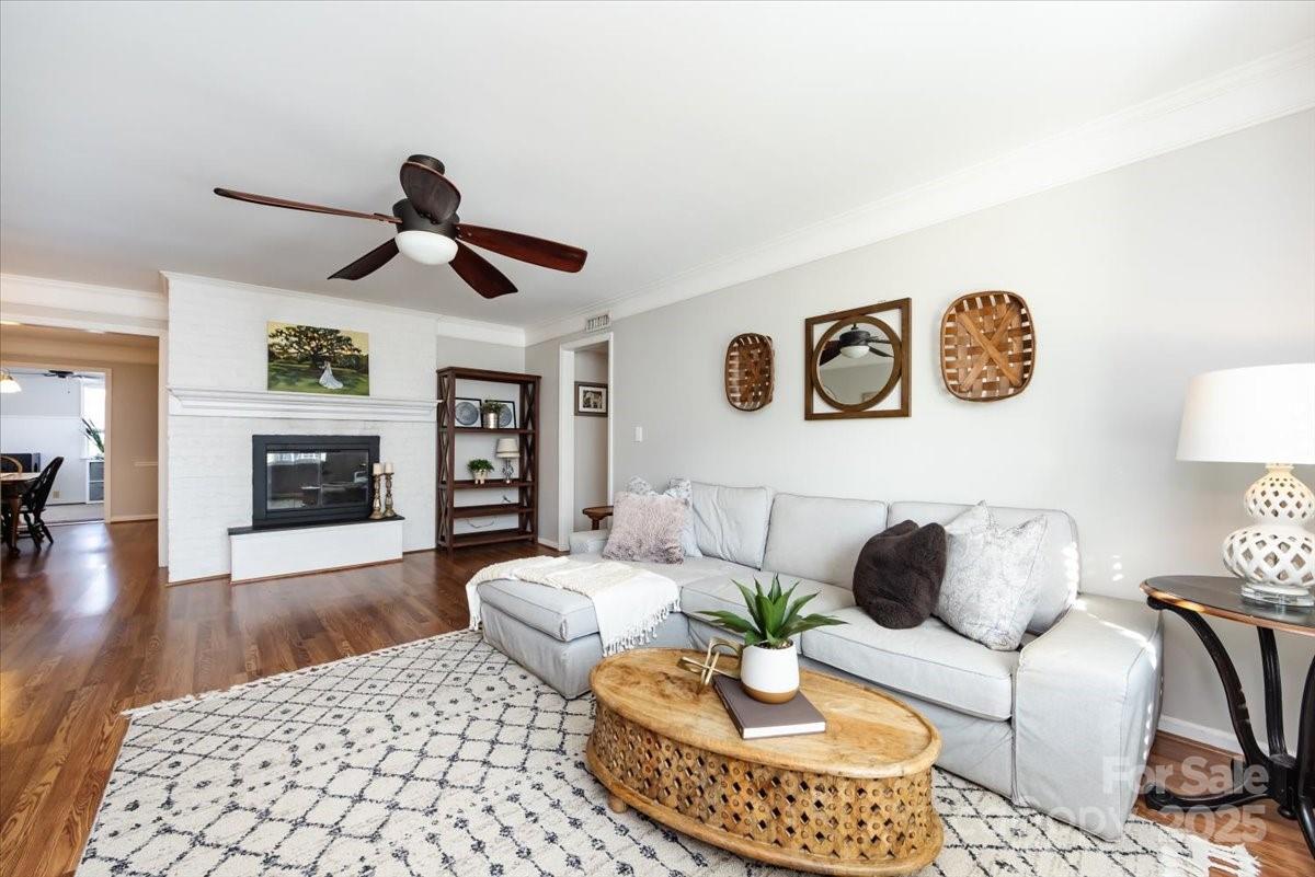 1708 Roxborough Road, Unit H Charlotte, NC 28211 - Photo 2 of 34