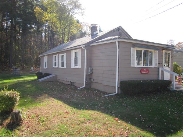 34 Manchonis Road Wilbraham, MA 01095 - Photo 3 of 6 Gallery Image 3