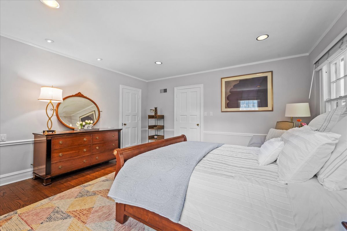 2927 Indianwood Road Wilmette, IL 60091 - Photo 23 of 39