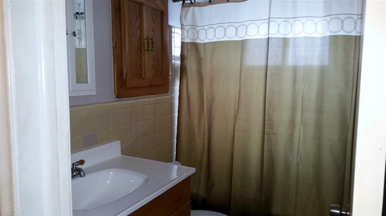 18010 Rainbow Road Fraser, MI 48026 - Photo 16 of 22