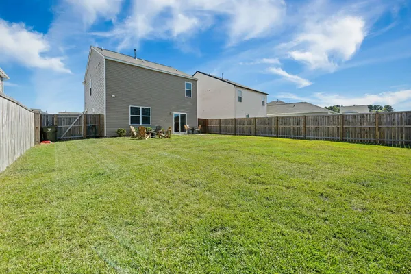 $2,600 | 307 Bear Paw Lane, Summerville, SC 29486