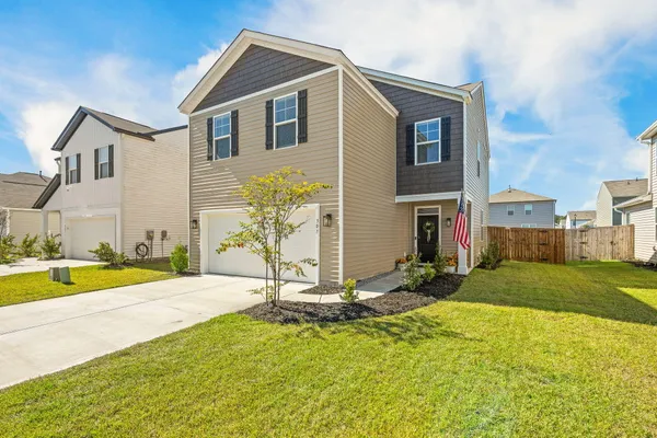 $2,600 | 307 Bear Paw Lane, Summerville, SC 29486