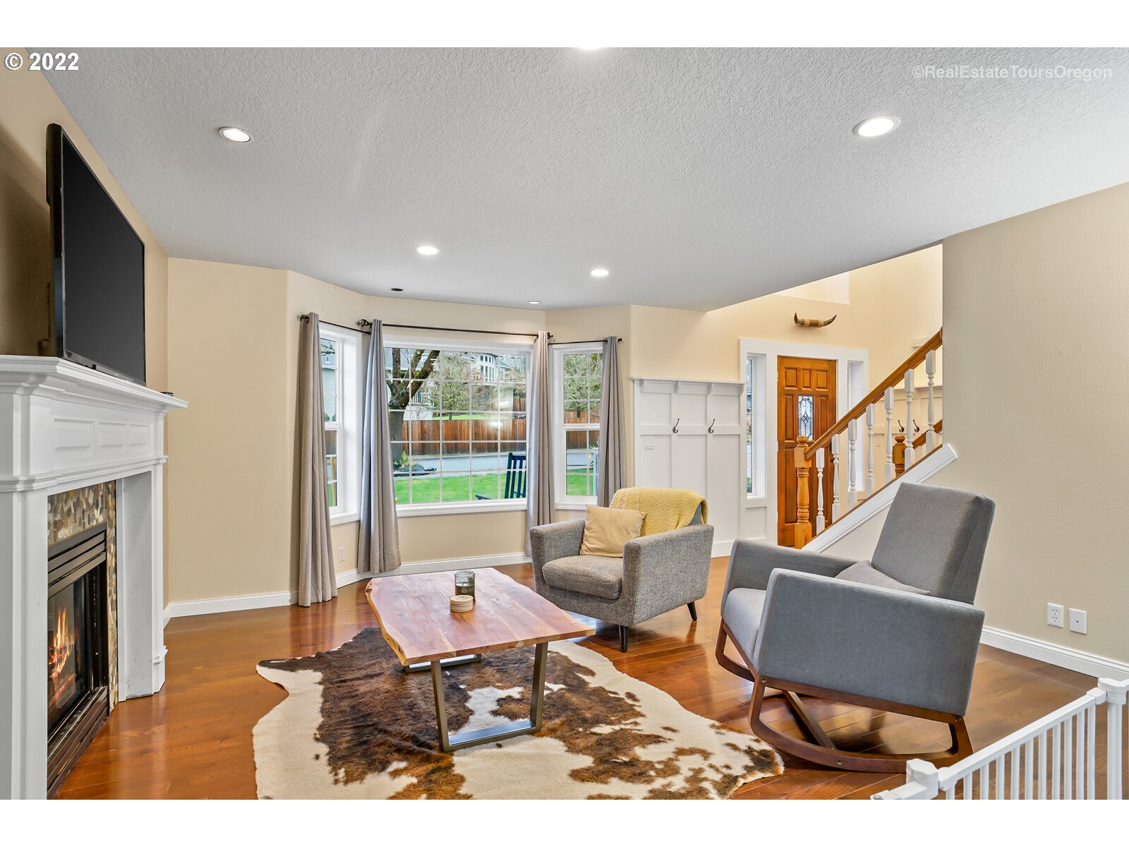 352 Meadow View Road Forest Grove, OR 97116 - Photo 11 of 26 Gallery Image 11